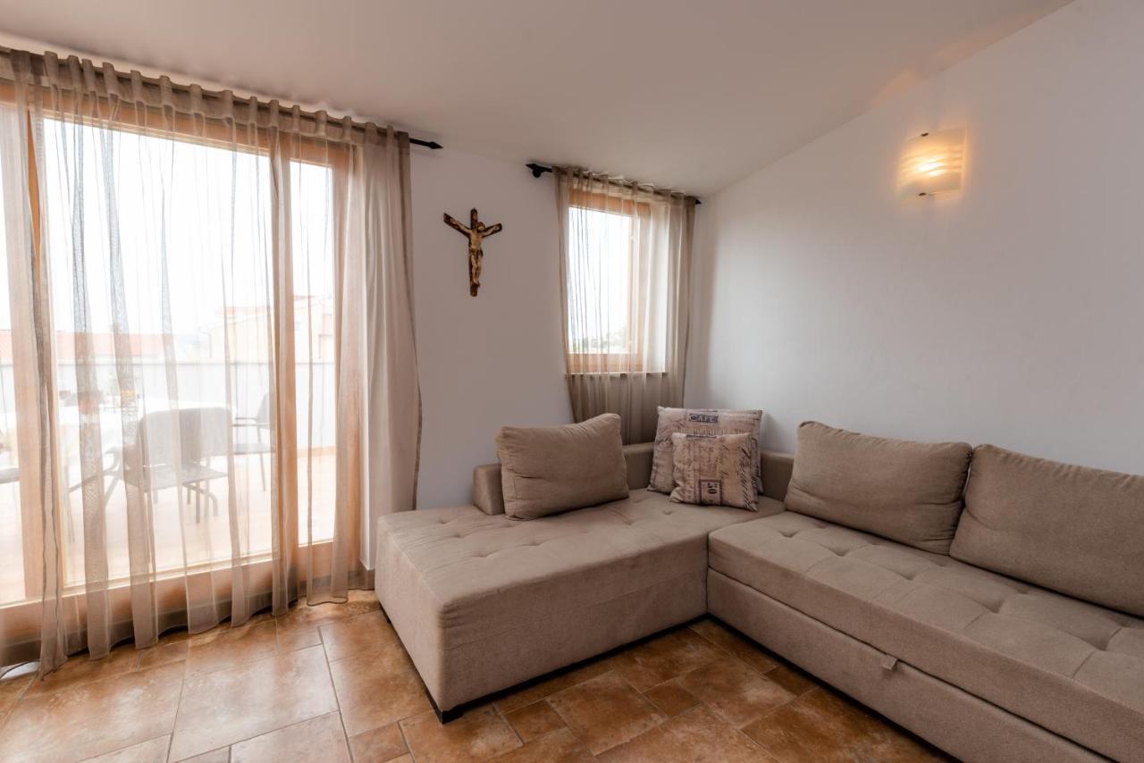 Apartments Smiljanic Tribunj  Exterior photo