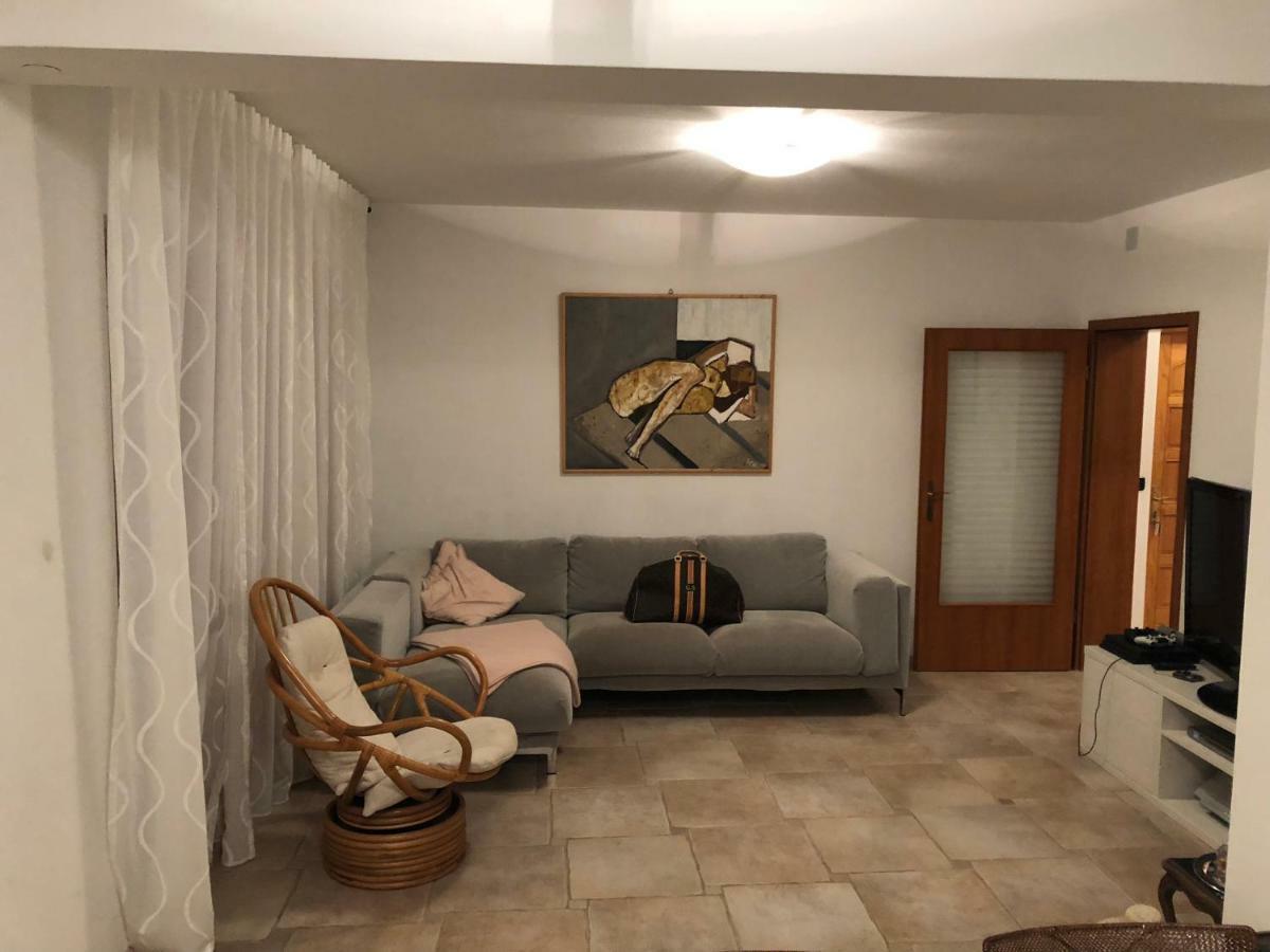 Apartments Smiljanic Tribunj  Exterior photo